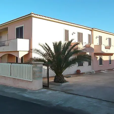 Amazing In With Kitchenette Valledoria (Sardinia)